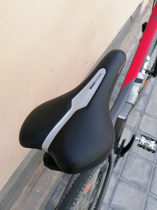 Bicicleta Riverside 500