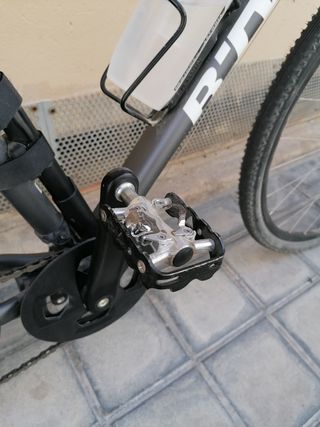 Bicicleta Riverside 500