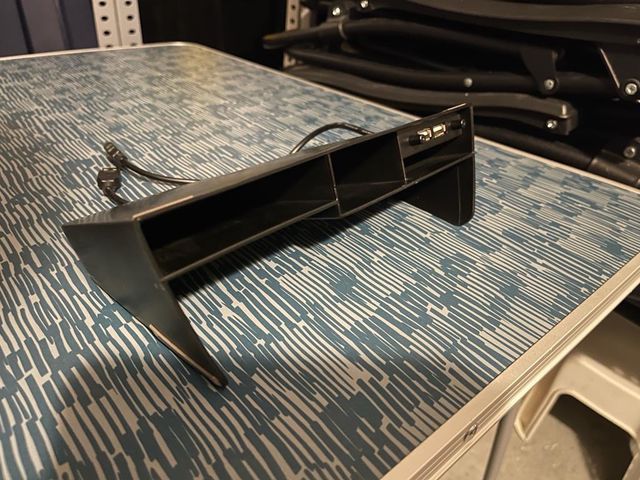 MUEBLE INTERIOR TOYOTA RAV4