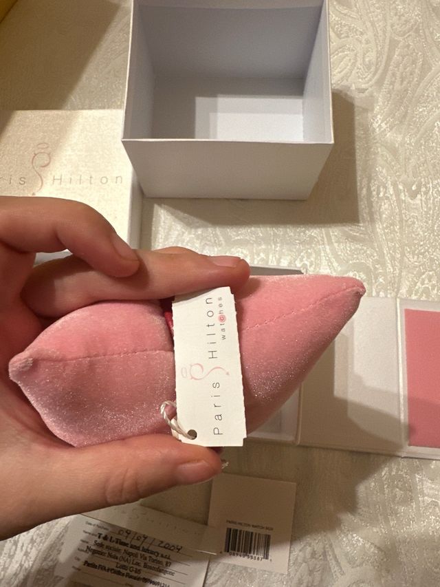 Orologio rosso Paris Hilton