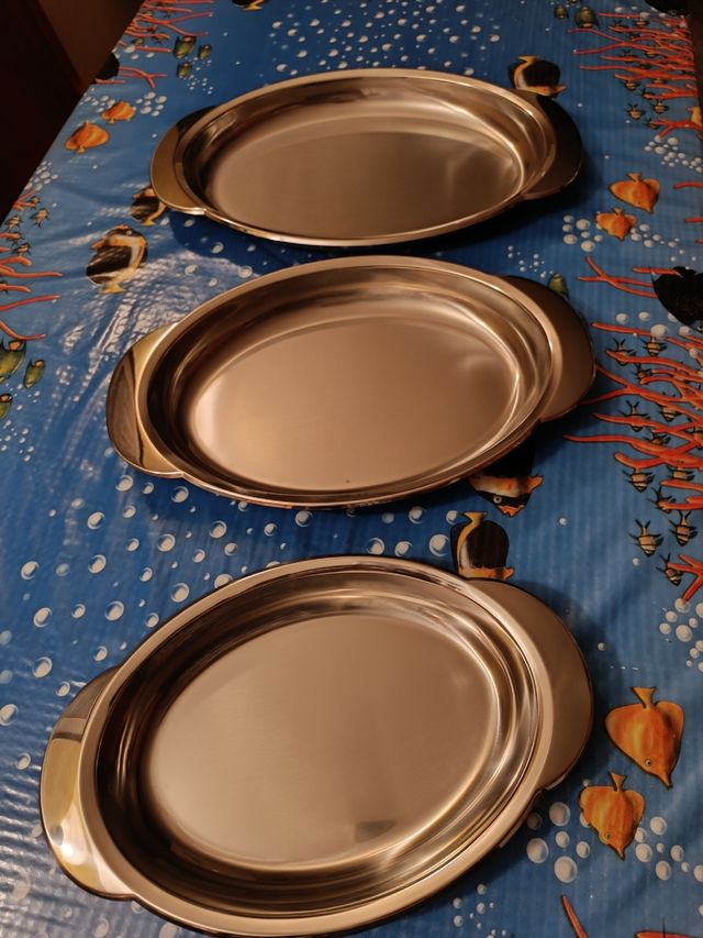 Vassoi in acciaio inox 18 /10 