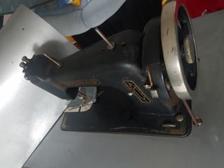 Máquina de coser Wertheim