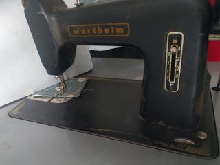 Máquina de coser Wertheim