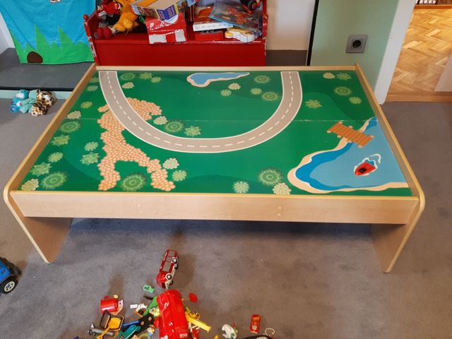 Mesa de tren kidkraft