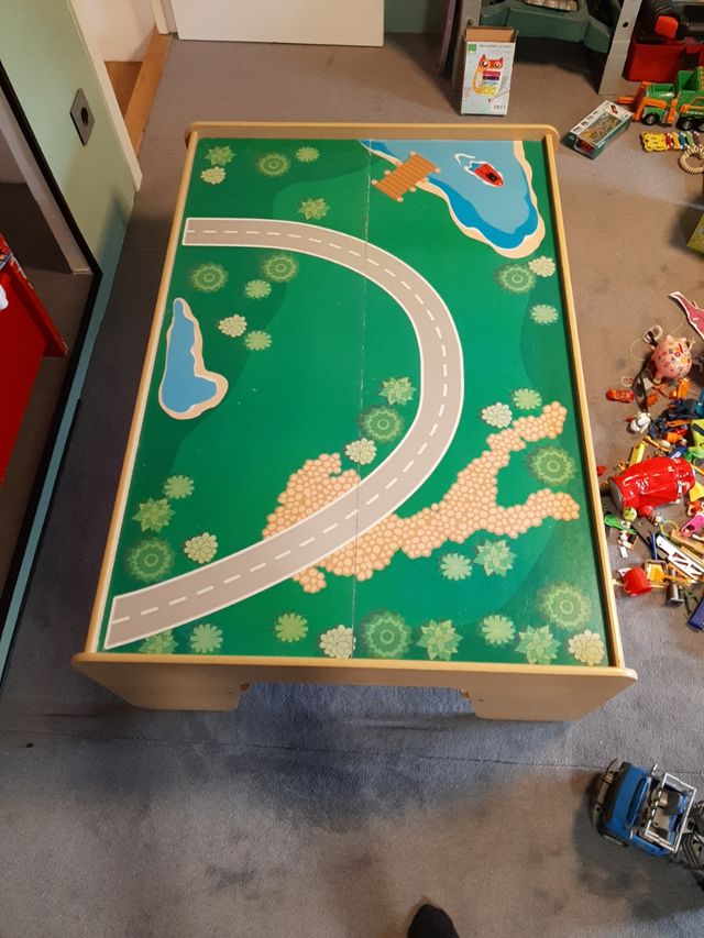 Mesa de tren kidkraft