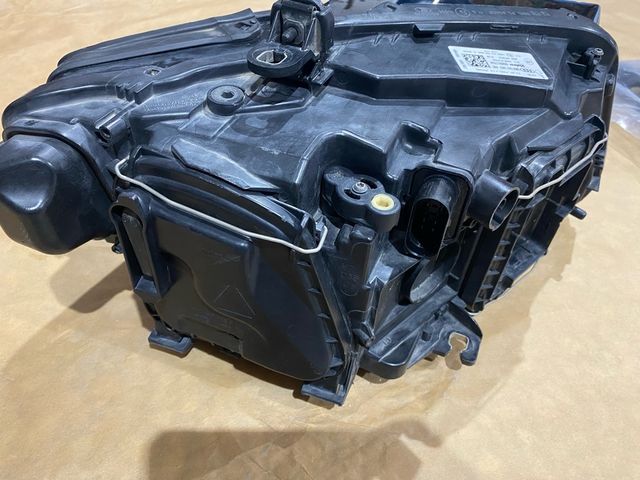 Faro anteriore sinistro Audi Q5