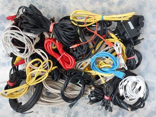CABLES Y CARGADORES TODO TIPO