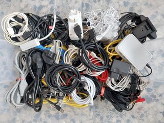 CABLES Y CARGADORES TODO TIPO