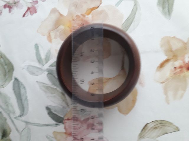 Pulseras madera y plástico