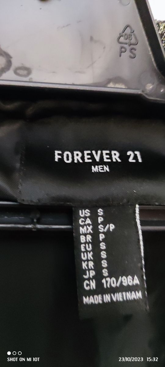 Sudadera con cremallera en seda