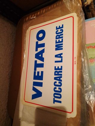Cartello plastica