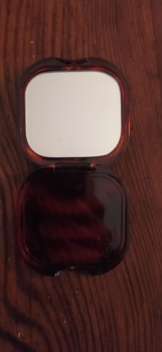 Specchietto con copertura in argento