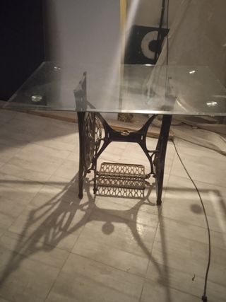 Mesa de máquina de coser