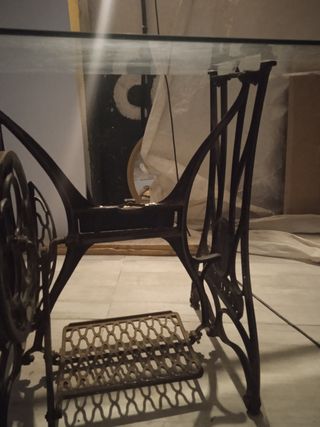 Mesa de máquina de coser