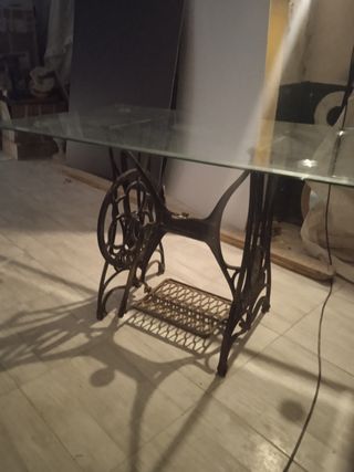 Mesa de máquina de coser