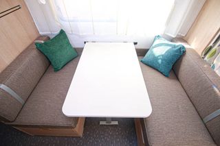 Caravana Adria aviva 522pt 2022 3amb como nueva