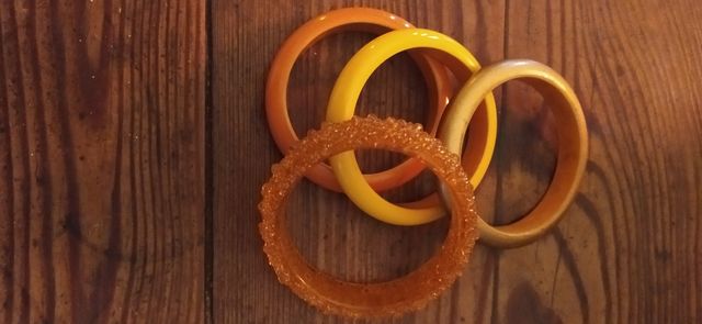 Bracciali colorati vintage