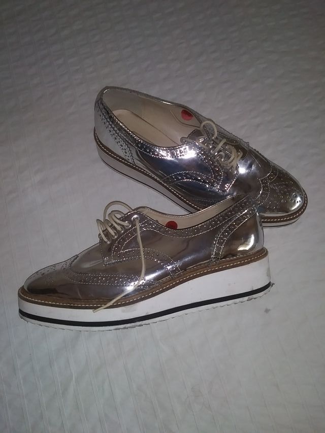 Zapatos plateados número 39