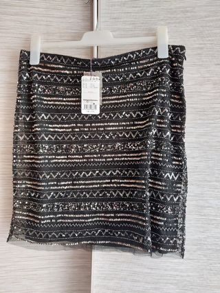 Falda lentejuelas Violeta by Mango