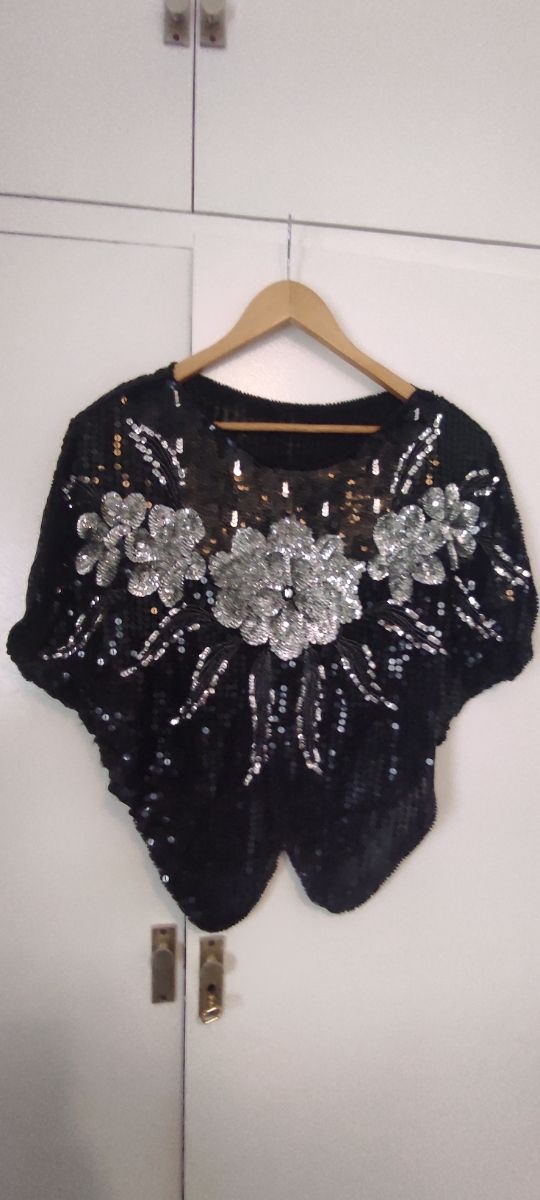 BLUSA LENTEJUELAS 