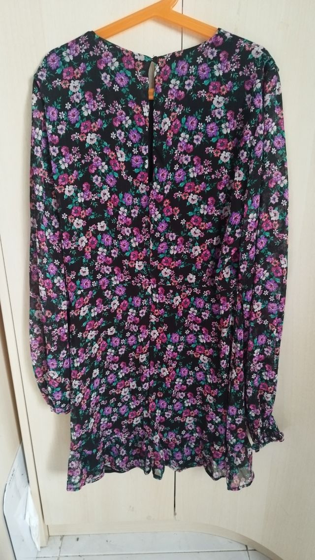Vestido floral Pull & Bear