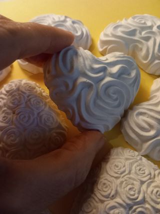 Cuoricini di gesso