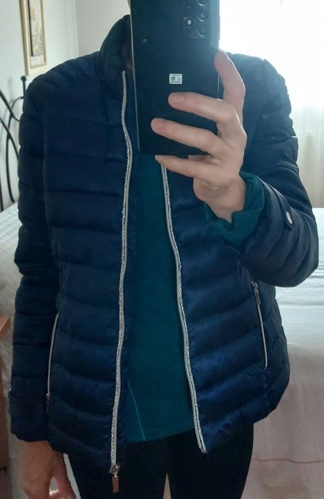 Anorak corto azul de Elogy