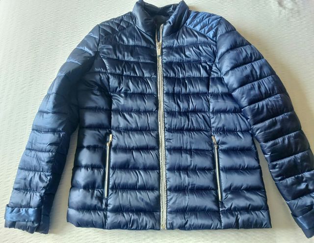 Anorak corto azul de Elogy