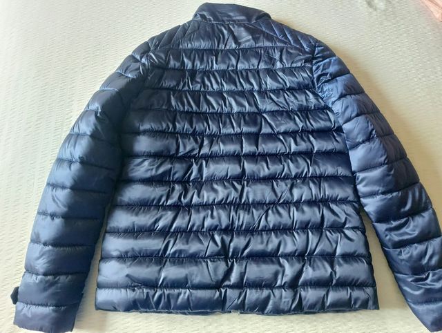 Anorak corto azul de Elogy