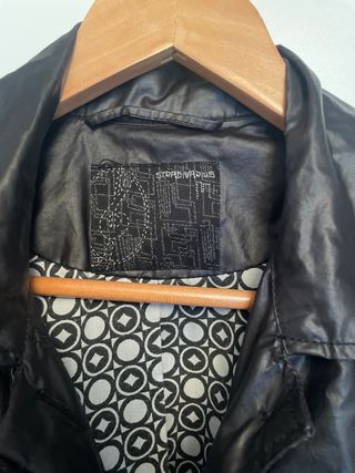 gabardina chubasquero stradivarius