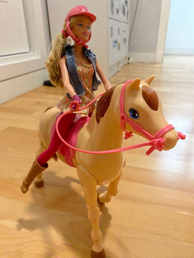 barbie y su caballo 