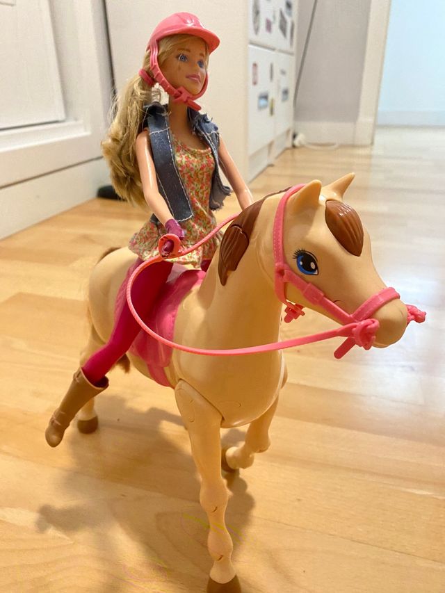 barbie y su caballo 