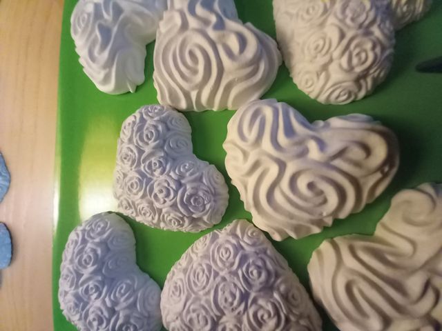 Cuoricini di gesso