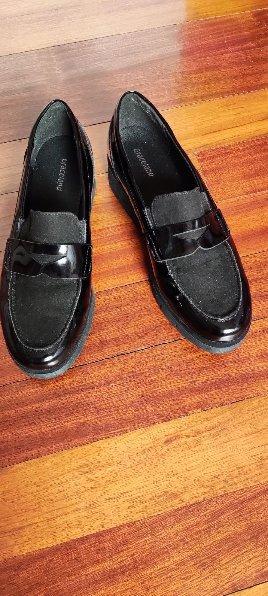Zapatos de charol negro N 37