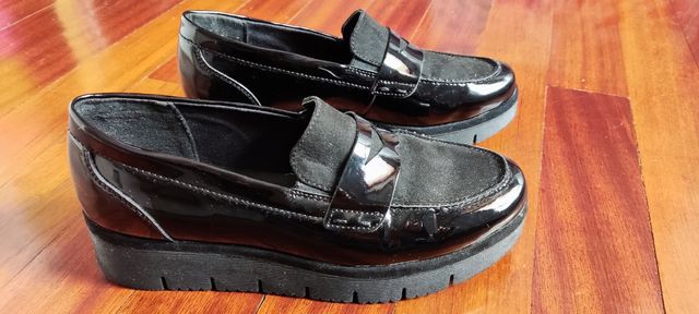 Zapatos de charol negro N 37