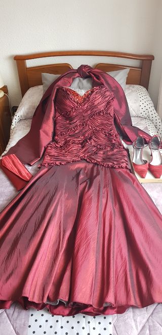 Vestido de Madrina de Boda y Fiesta.