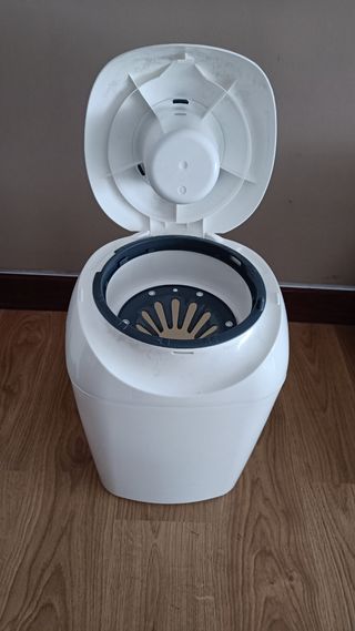 Papelera para pañales