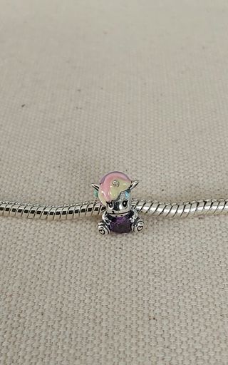 Charm unicornio esmaltado