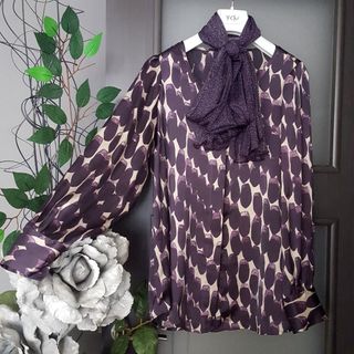 Camisa Satén + Pañuelo Glitter