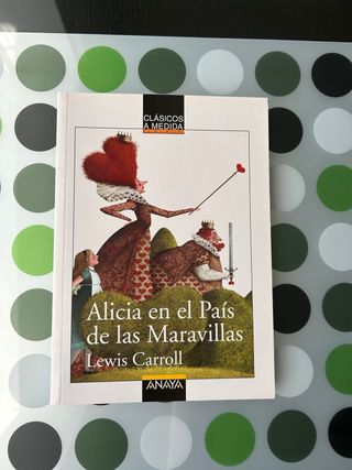 Libro Alicia en el País de las Maravillas 