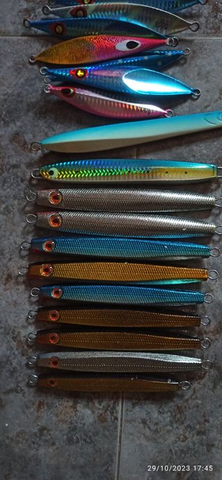 Lote señuelos de pesca de metal
