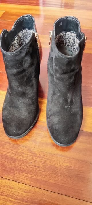 Botines Xti número 38