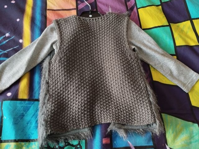 Ropa niña conjunto camiseta /chaleco T.2/3años