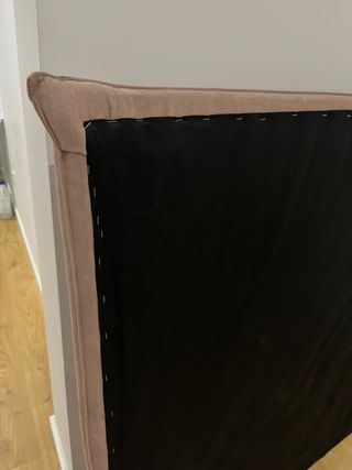 Cabecero practicamente muevo