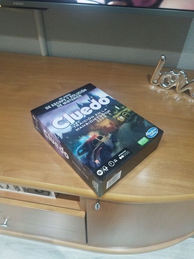 Cluedo Traición En La Mansión Tudor 