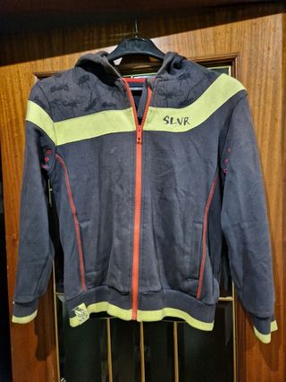 Diferentes chaquetas chándal XS/34 