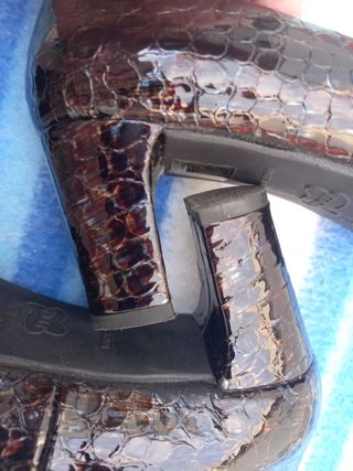 Zapatos piel mujer. N 37