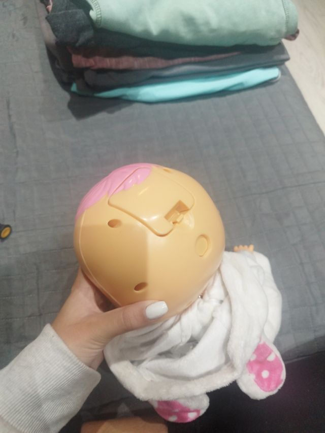 muñeca bebé llorona conejita