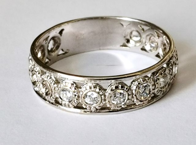 Anillo de oro macizo 18k - oro blanco 