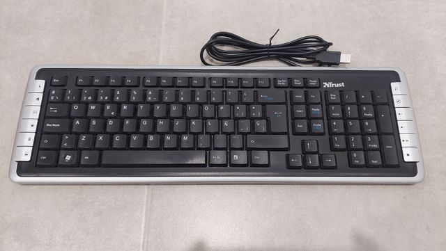 Teclado USB Trust